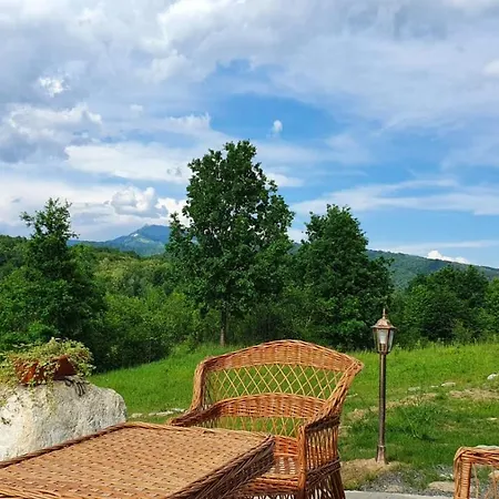 Casuta Din Gradina Case de vacanță