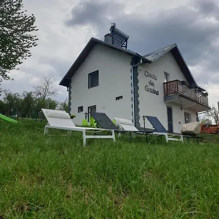 Casuta Din Gradina Case de vacanță Horezu